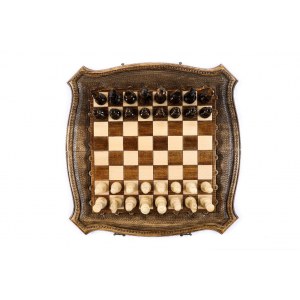 Шахматы-нарды с авторским оформлением контура