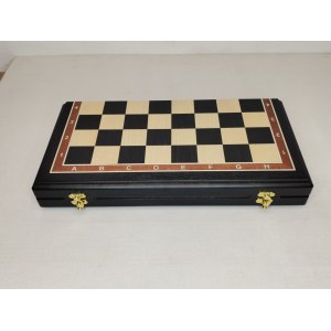 Шахматы Ход Короля венге 45 с фигурами из клёна