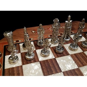 Шахматы "Бастион" орех антик