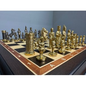 Шахматы деревянные эксклюзивные в ларце 45 с фигурами из бронзы