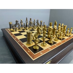 Шахматы деревянные эксклюзивные в ларце 45 с фигурами из бронзы