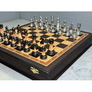 Шахматы подарочные в ларце с фигурами из композита