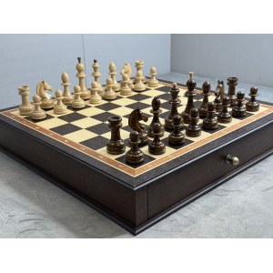 Шахматный ларец подарочный с фигурами из дуба