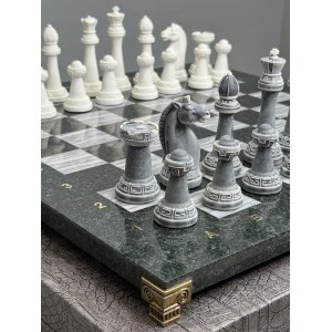 Шахматы из камня подарочные "Стаунтон"