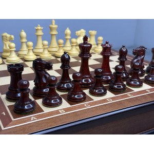 Шахматы подарочные с фигурами из самшита
