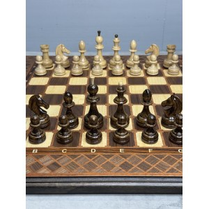 Шахматы 3 в 1 подарочные с фигурами из клена