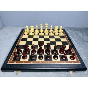 Шахматы подарочные большие с фигурами из самшита