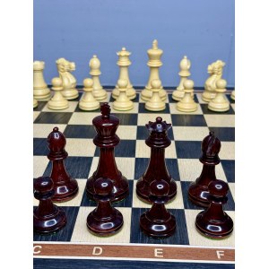 Шахматы подарочные большие с фигурами из самшита