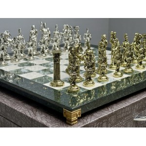 Шахматы из камня подарочные "Римское сражение"