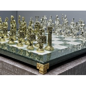 Шахматы из камня подарочные "Римское сражение"