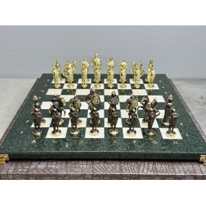 Шахматы из камня «Русские» с бронзовыми фигурами 